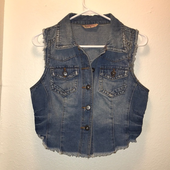 Highway Jeans Jackets & Blazers - Cute cut off sleeve jean jacket